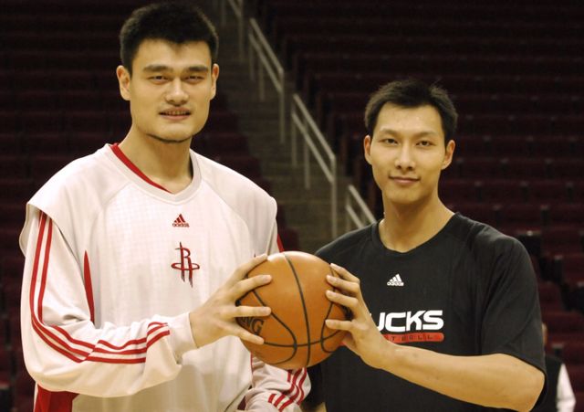 母哥首秀1 母哥首秀1