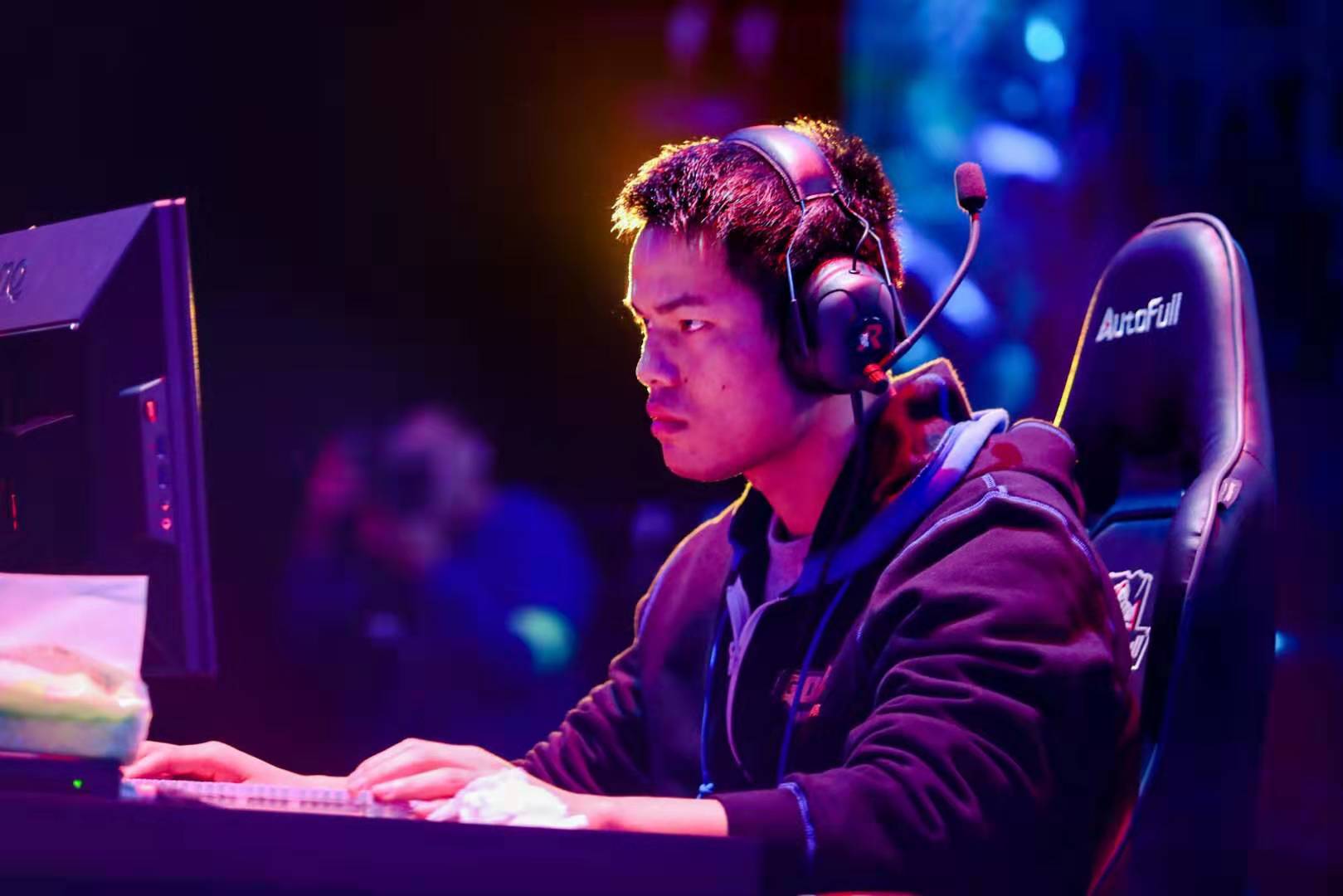 场上人数减 场上人数减