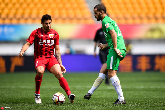 仍略逊半步 仍略逊半步